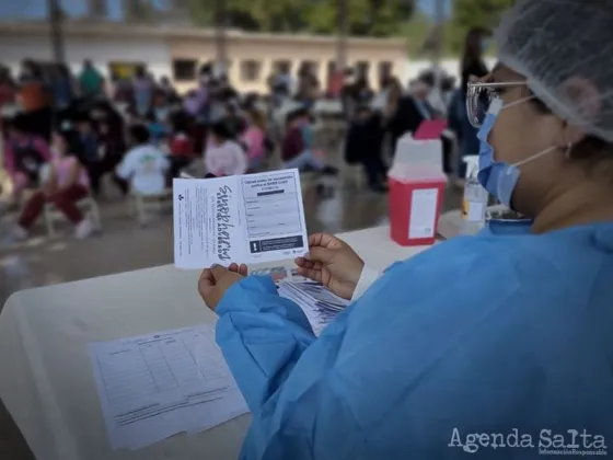 Mayores de 18 años ya pueden recibir la quinta dosis de la vacuna contra COVID-19 en Salta