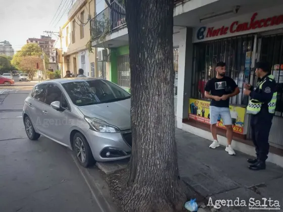 Al nuevo refuerzo de Central le chocaron el auto y el responsable se dio a la fuga